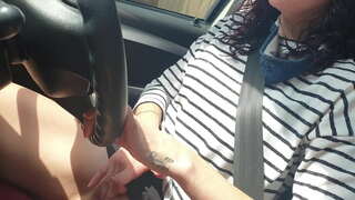 Na ka mau i te puku motokā tūmatanui i te tākaro ki toku teen topanga iti