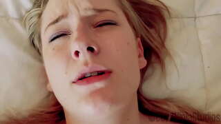 Solis Dēls Kļūst Mamma, Lai Drāztu Viņu, Un Cums Viņas Pakaļu Piekabe