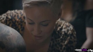 Gina tehdä mitä Reagan käski hänen tehdä